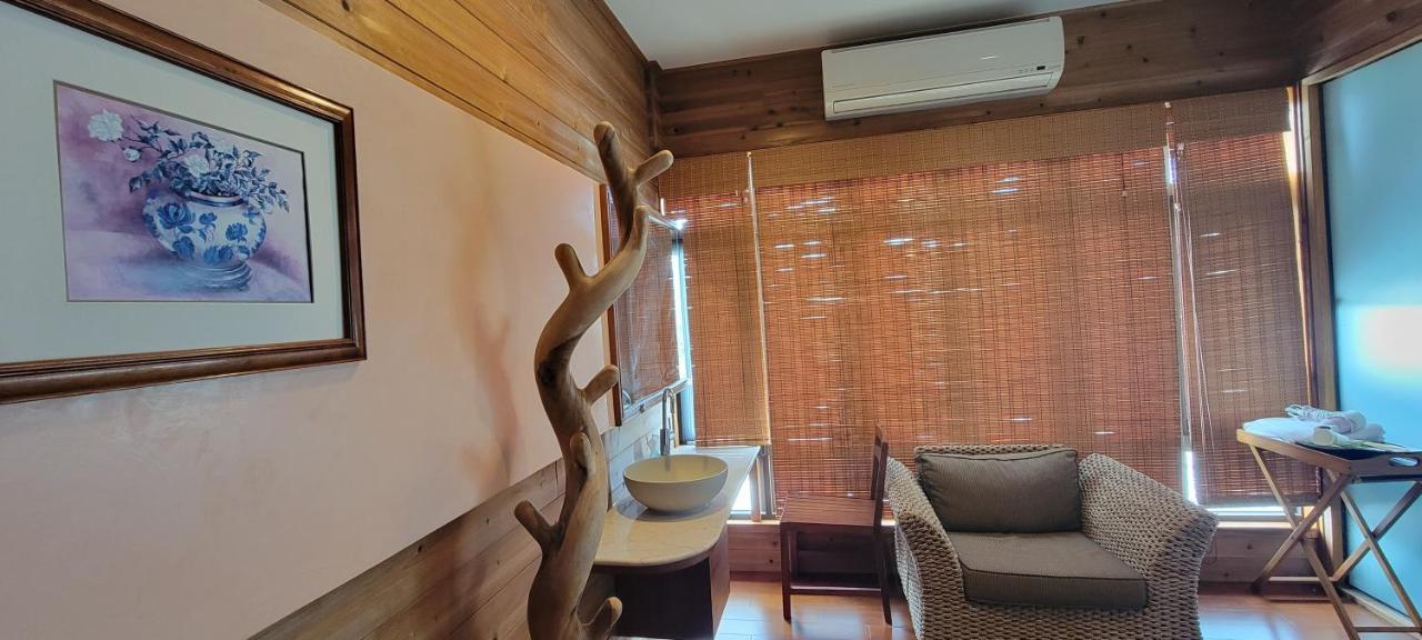 Sen Huxi Homestay T'ai-tung エクステリア 写真
